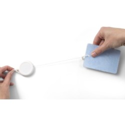 Porte-badge avec cordelette