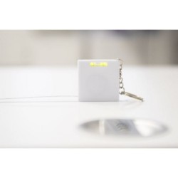 Porte-clés avec niveau et mètre ruban RIZO 1m