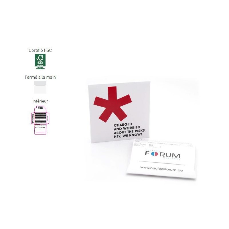 Préservatif dans une pochette carrée de 70 mm