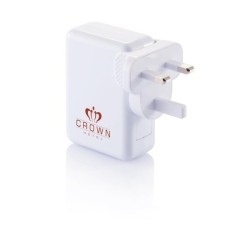 Adaptateur de voyage avec 4 ports usb