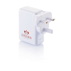 Adaptateur de voyage avec 4 ports usb