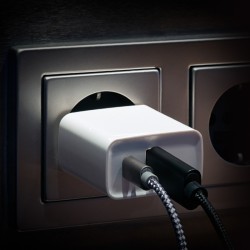 Chargeur USB-C et USB REEVES-TORRANCE