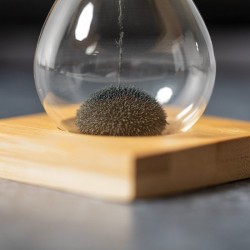 Sablier magnétique