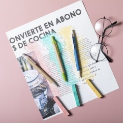 Stylo en carton recyclé