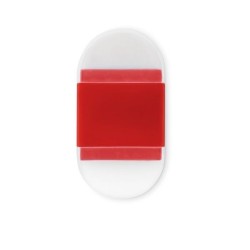 Taille-crayon et gomme.