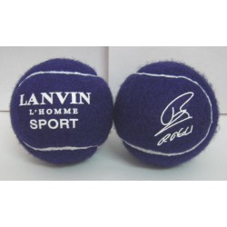 Balle de tennis en couleur