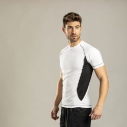 T-shirt technique 100% polyester respirant 135g/m2 et coutures renforcées