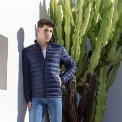 Doudoune légère en plastique recyclé