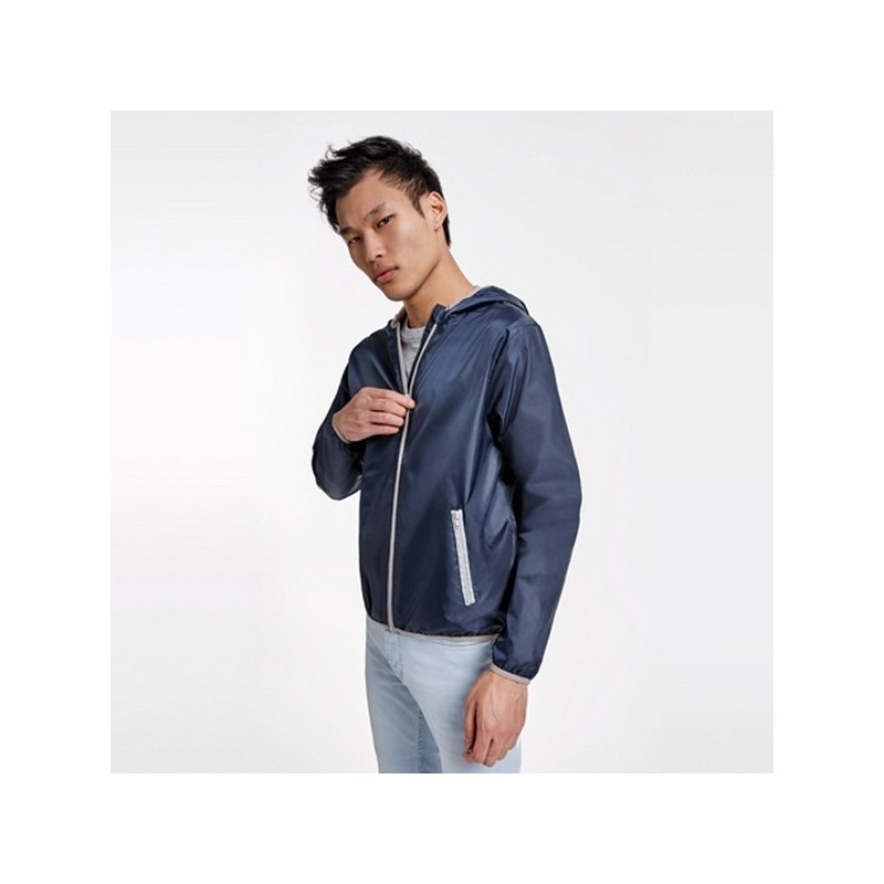 Coupe-vent de sport avec capuche