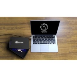 CHARGEUR AVEC STÉRILISATION ANTIBACTÉRIENNE