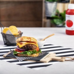 Planche constituée d´une combinaison de bambou et d´ardoise