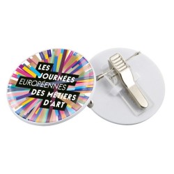 Badge pince-epingle pour quadridome
