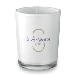 Bougie dans un verre