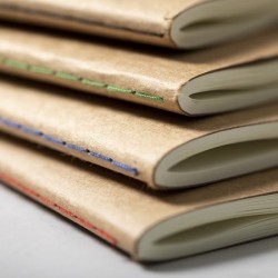 Cahier A5 recyclé avec stylo carton