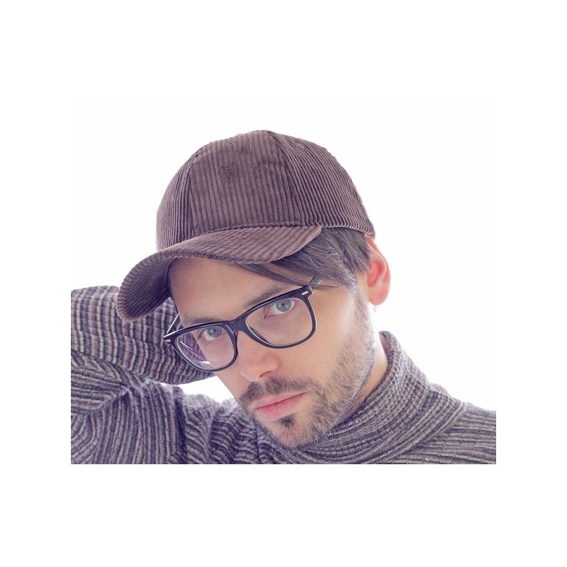 Casquette 6 pans aspect velours côtelé