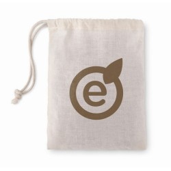 Puzzle en bois dans un sac