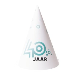 Chapeau pointu en carton