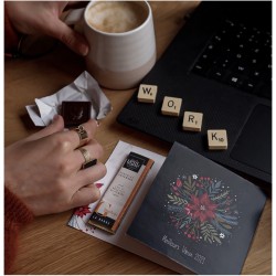 Carte de v?ux avec carré de chocolat