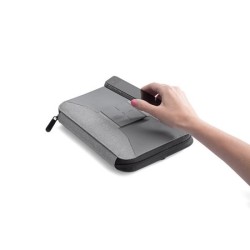 Conférencier avec powerbank 5000 mAh et chargeur inductif SENA