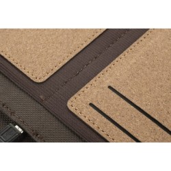 Conférencier avec chargeur à induction