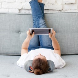 Coussin microbilles multifonctions PLUMPIDOO NOMADE