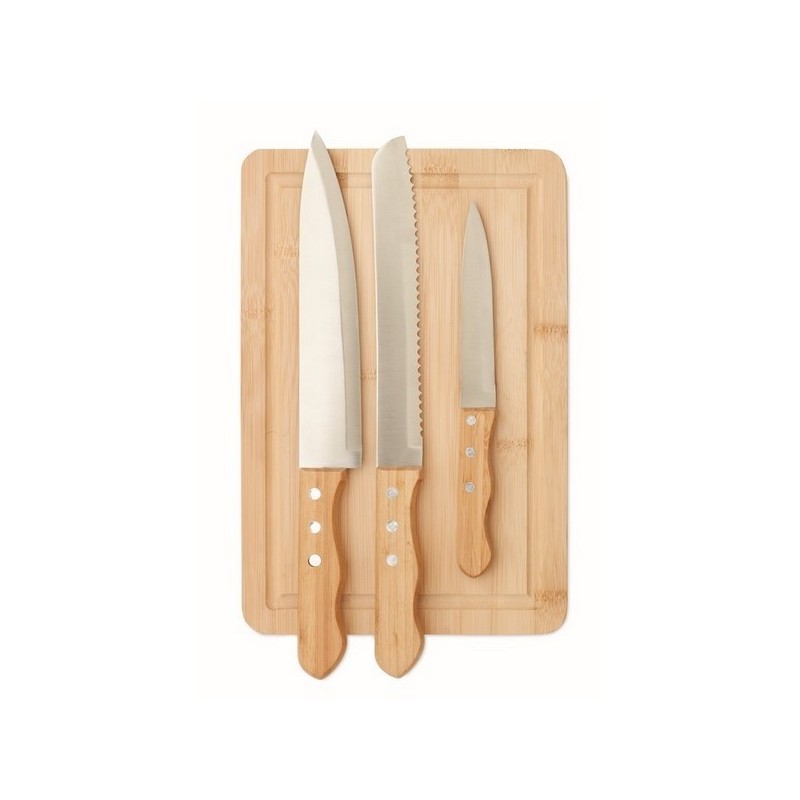 Planche à découper en bambou et couteaux