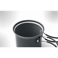 Casseroles camping et couverts