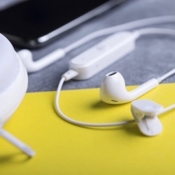 Écouteurs bluetooth basiques