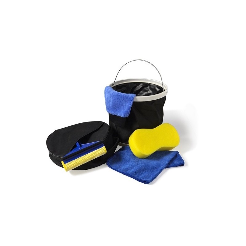 Set de nettoyage dans une housse en polyester 600 d