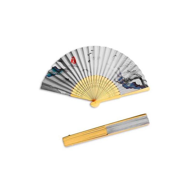 Éventail en bambou et papier