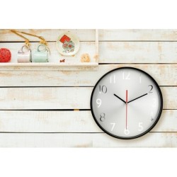 Horloge murale fond argent