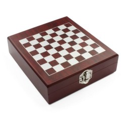 Set à vin avec jeu d'échecs