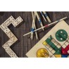 Set de 4 jeux dans la boîte pratique en bois