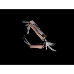 Outil de jardinage multifonctions en bois FSC®.