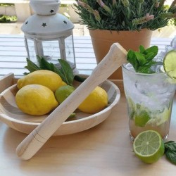 Pilon à cocktail en bois