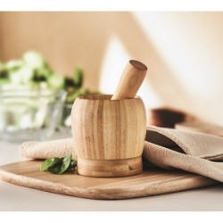 Mortier et pilon en bambou.