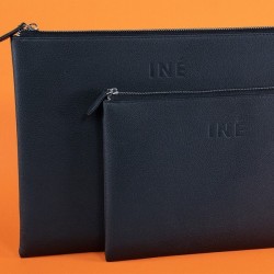 Pochette ordinateur en cuir recyclé 10/11