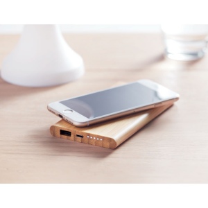 Powerbank/chargeur en bambou 145 × 16 × 75 mm, vue 2