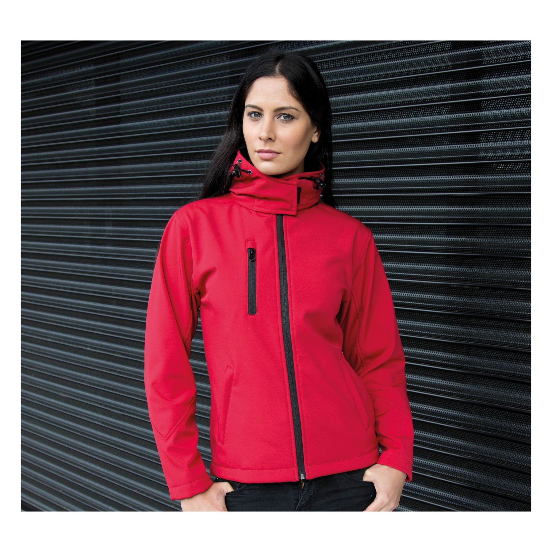 Veste Softshell femme à capuche