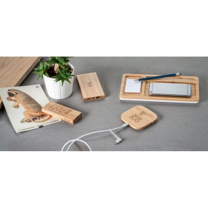 Power bank 5 000 mAh avec chargeur sans fil 5W en bambou, vue 3
